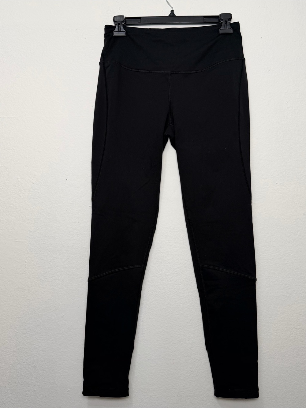 Victoria's Secret Black Performance Leggings Size M